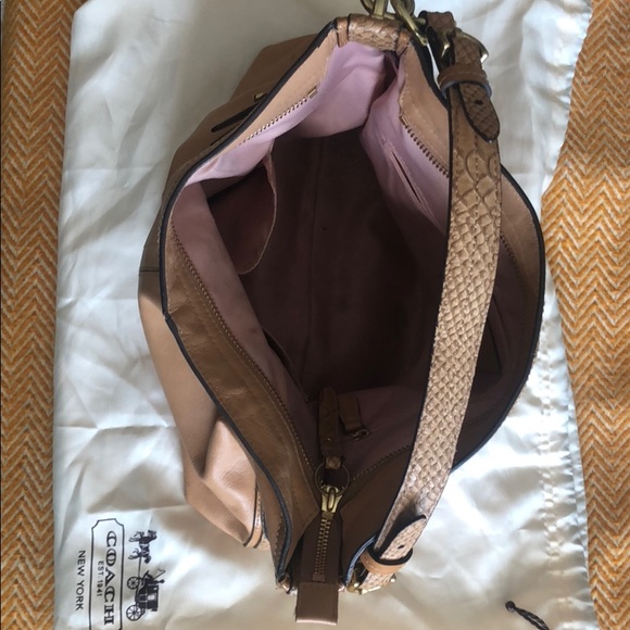 COACH Leather Hobo Shoulder Bag - Picture 3 of 6